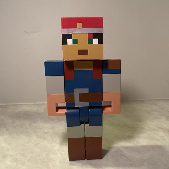 Minecraft Dungeons VALORIE 10" Figure Game Authentic Articulation (2020, Mattel) - Picture 1 of 7